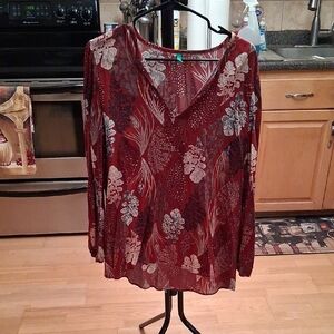 United Colors Of Benetton Red and Gray Patterned Blouse High Low